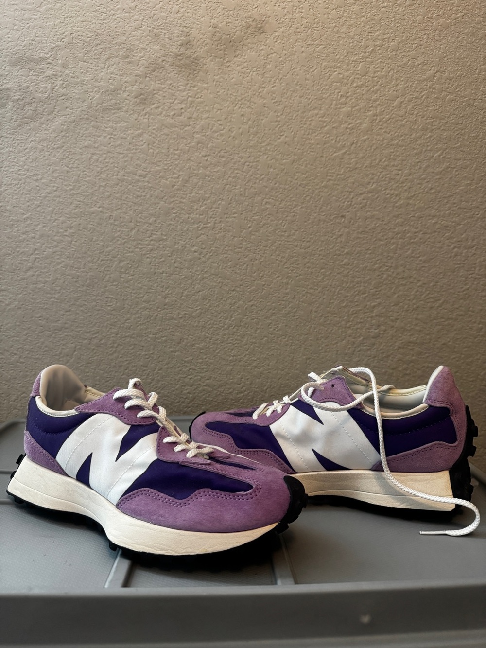 New Balance 327 Deep Violet